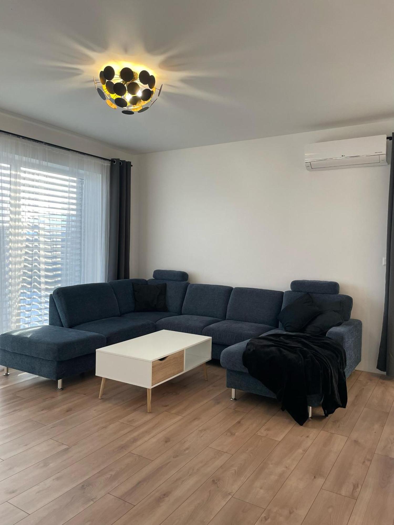 Klimatizovany Apartmanovy Dom, S Virivkou, 1B Senec Exterior foto